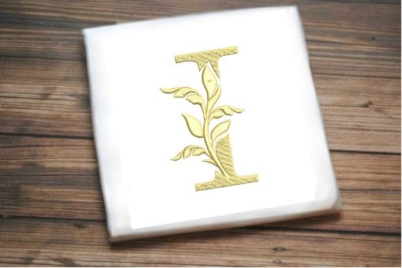 Letter I Beautiful Monogram: A Designer's Review for Boutique Sweatshirts
